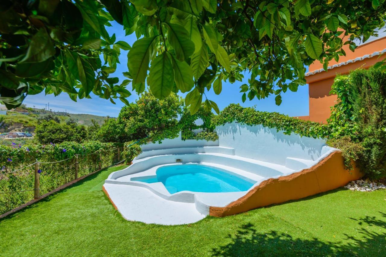Holiday Home El Pilarillo Piscina Compartida Alcaucin Luaran gambar
