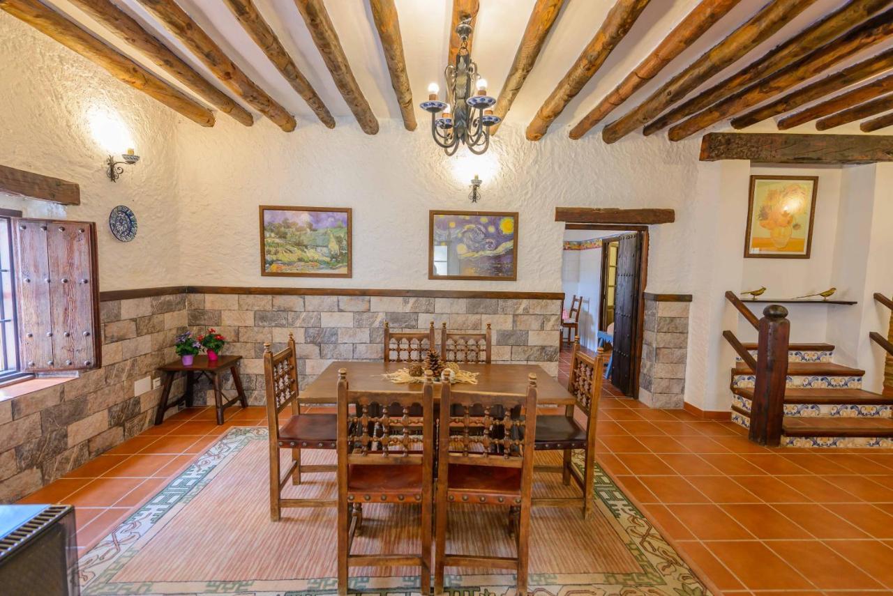 Holiday Home El Pilarillo Piscina Compartida Alcaucin Luaran gambar